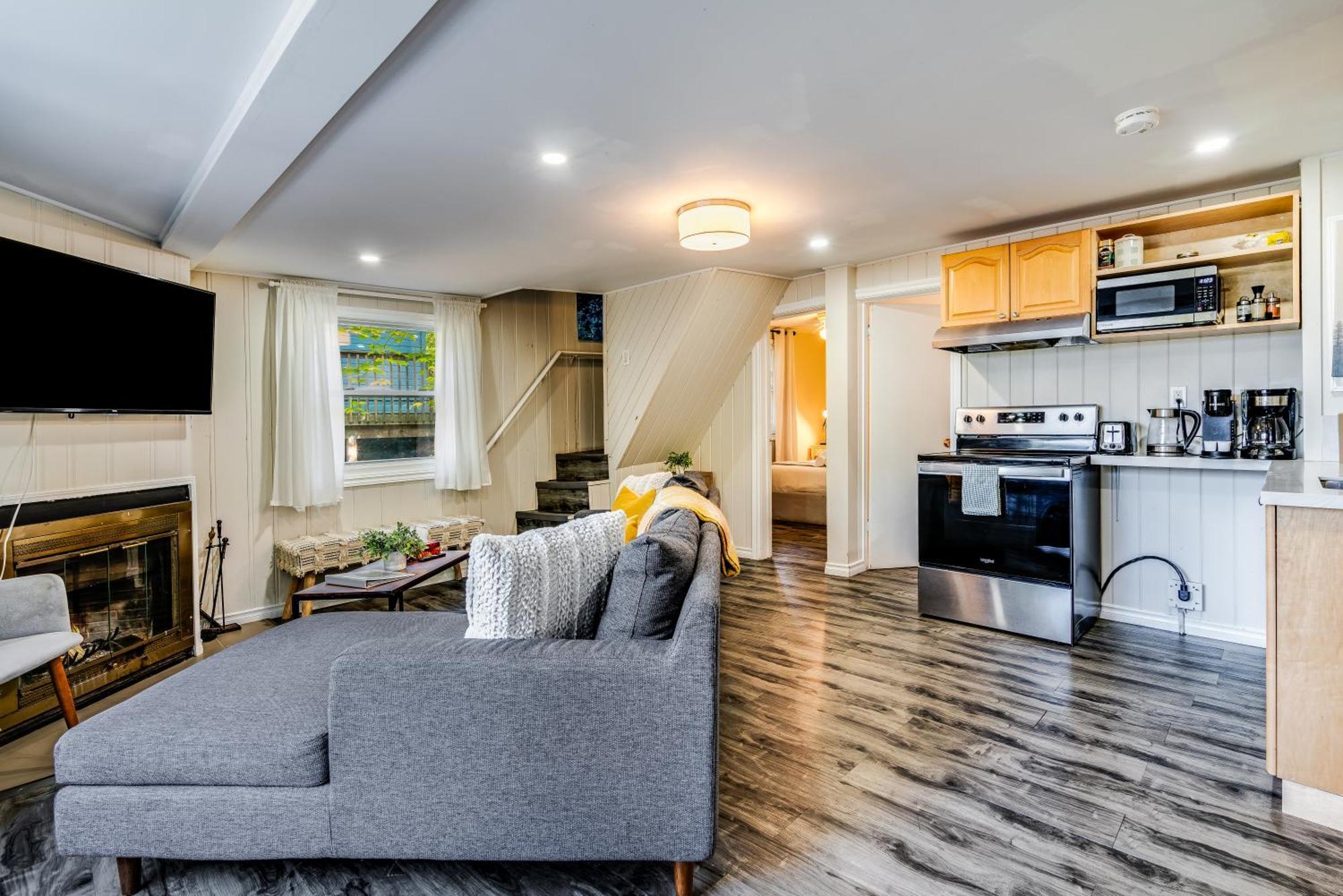 Muskoka Waterfront Retreat Βίλα Dwight Εξωτερικό φωτογραφία