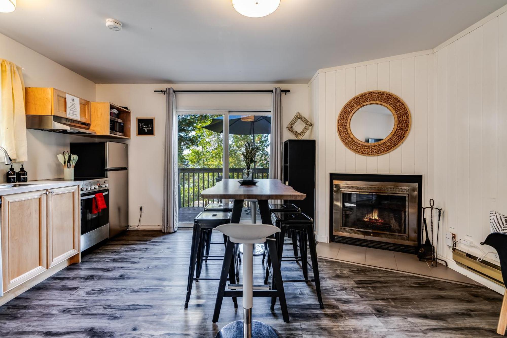 Muskoka Waterfront Retreat Βίλα Dwight Εξωτερικό φωτογραφία