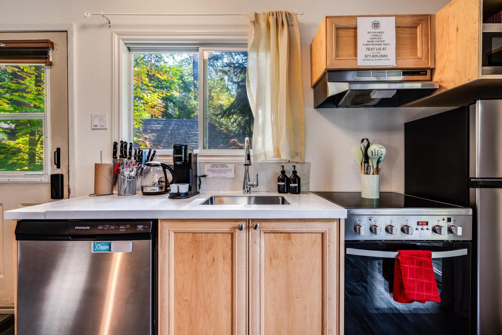 Muskoka Waterfront Retreat Βίλα Dwight Εξωτερικό φωτογραφία