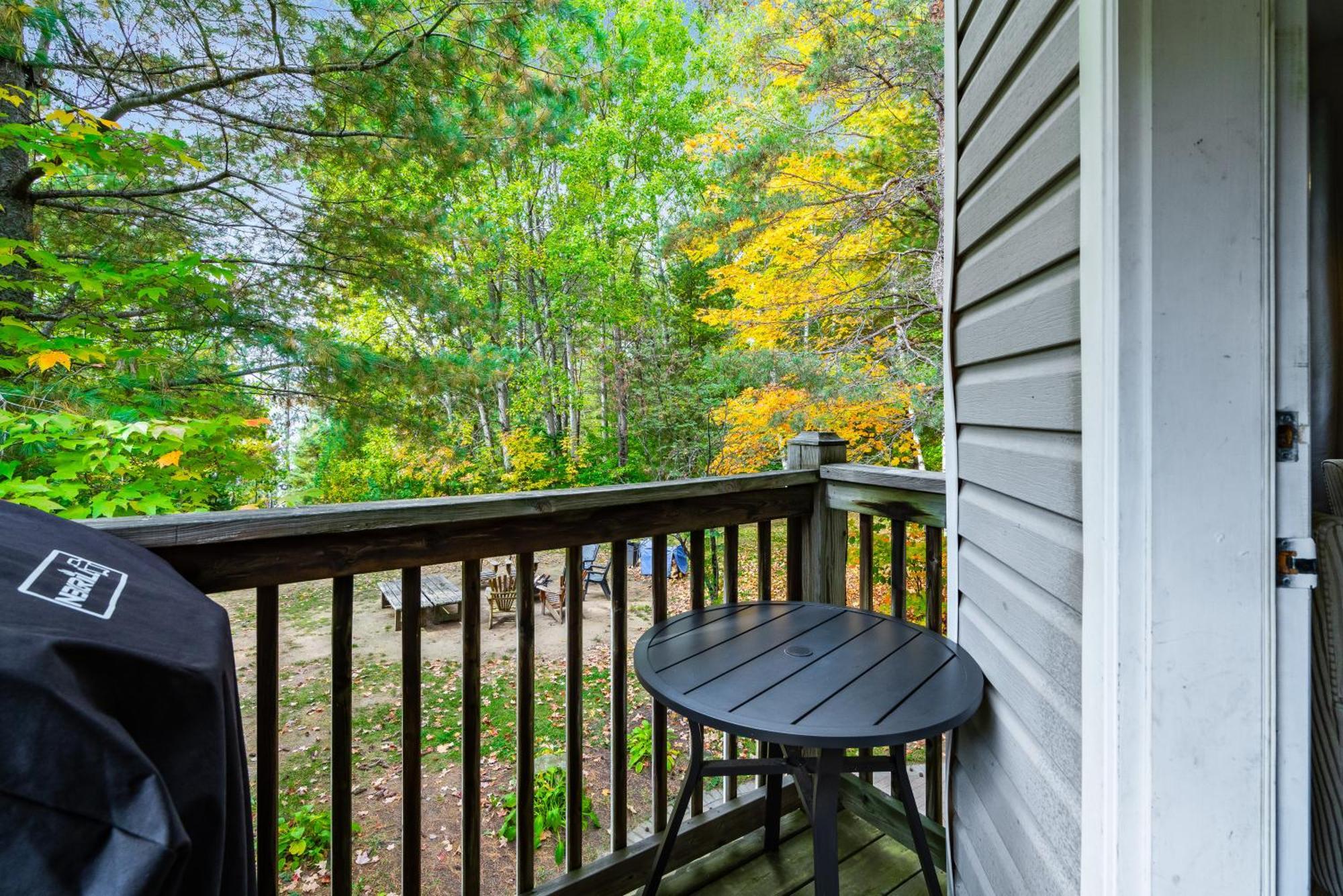 Muskoka Waterfront Retreat Βίλα Dwight Εξωτερικό φωτογραφία